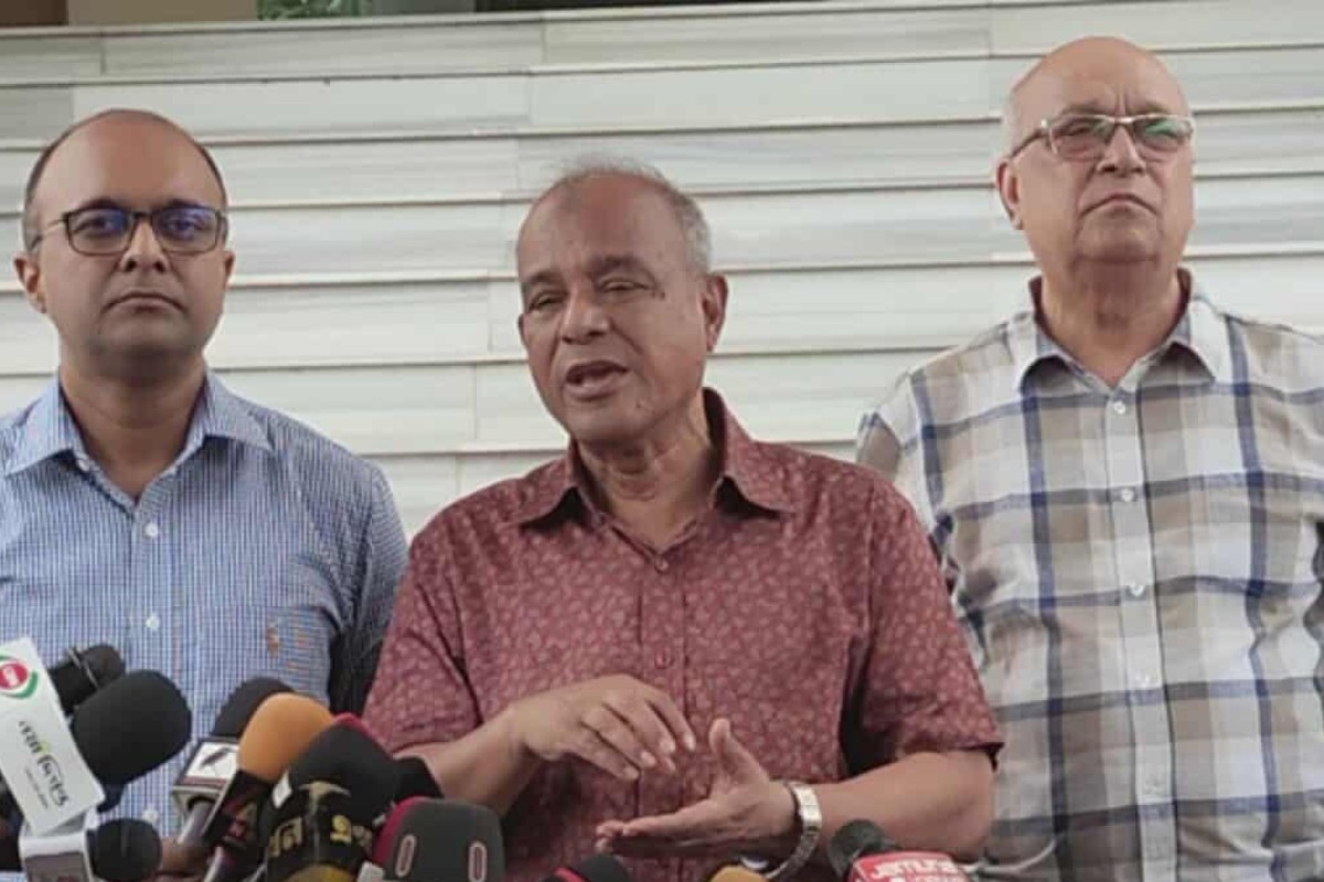 মব সৃষ্টিকারীদের আইনশৃঙ্খলা বাহিনীর হাতে তুলে দেওয়ার আহ্বান স্বরাষ্ট্র উপদেষ্টার