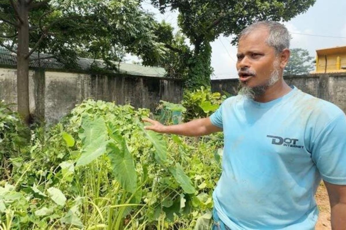 মাইলস্টোন ট্র্যাজেডিতে নিহতদের সরকার নির্ধারিত জায়গায় দাফন করতে সম্মত হননি কেউ