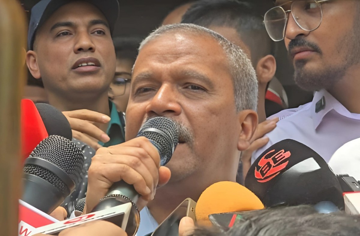 মাইলস্টোন শিক্ষার্থীদের ৬ দফা দাবি মেনে নেওয়া হয়েছে: আইন উপদেষ্টা