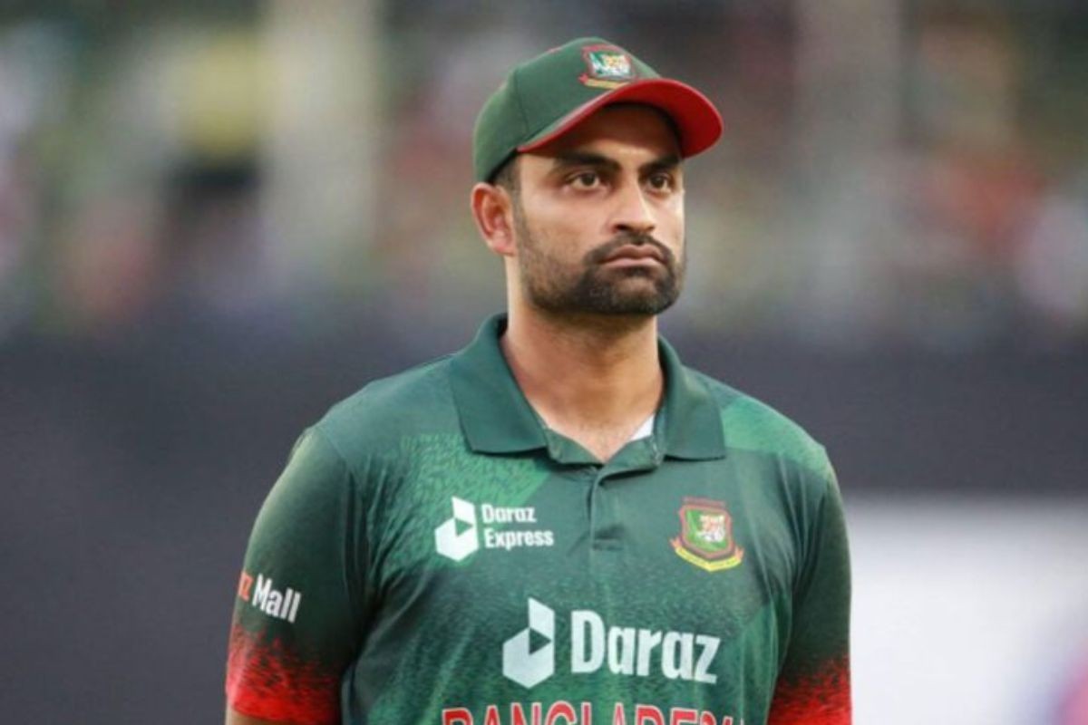 মাইলস্টোন স্কুলে বিমান দুর্ঘটনায় ভেঙে পড়েছেন তামিমরা