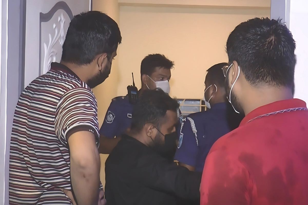 মাদারীপুরে যুবকের মরদেহ উদ্ধার, আটক ১