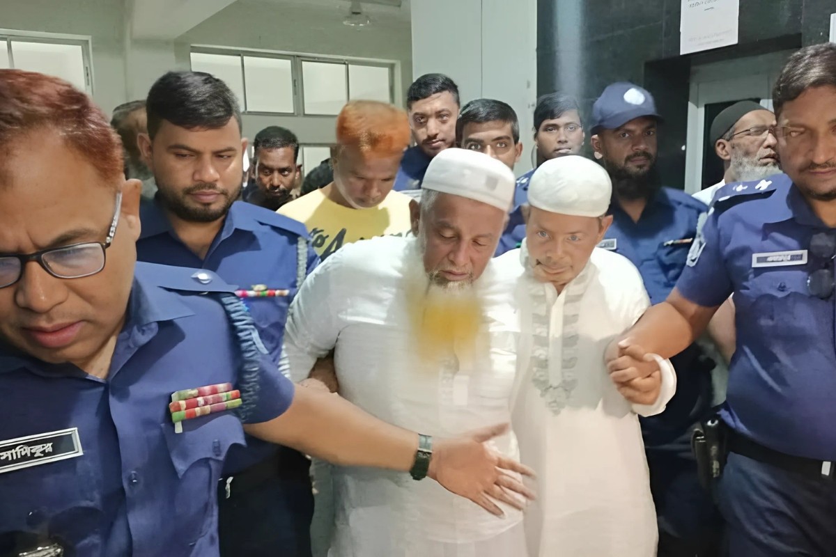 মুরাদনগরে একই পরিবারের তিনজনকে পিটিয়ে হত্যা, ৮ আসামি রিমান্ডে