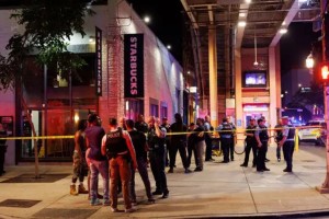 যুক্তরাষ্ট্রে নাইটক্লাবের বাইরে চলন্ত গাড়ি থেকে এলোপাতাড়ি গুলি, নিহত ৪