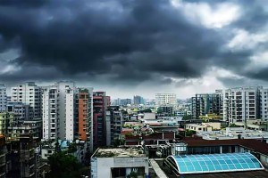 আজ ঢাকার আবহাওয়া: মেঘলা আকাশ ও বজ্রবৃষ্টির সম্ভাবনা