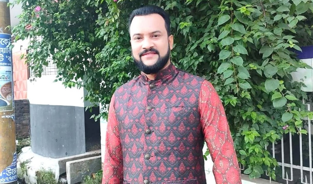 রিকশাচালককে জুতাপেটা করে বরখাস্ত সেই সমাজসেবা কর্মকর্তাকে ক্ষমা 3 রিকশাচালককে জুতাপেটা করে বরখাস্ত সেই সমাজসেবা কর্মকর্তাকে ক্ষমা 1753887823 রিকশাচালককে জুতাপেটা করে বরখাস্ত সেই সমাজসেবা কর্মকর্তাকে ক্ষমা