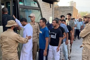 লিবিয়ায় অভিযানে ১৫০০ অবৈধ অভিবাসী আটক