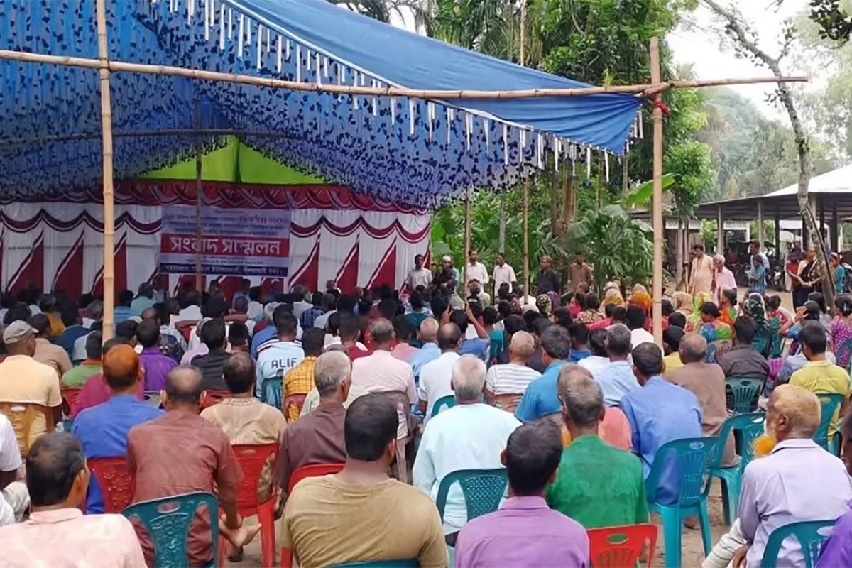 চাঁদাবাজির অভিযোগে নীলফামারীতে এক নারী সাংবাদিকের বিরুদ্ধে সাংবাদিক সম্মেলন