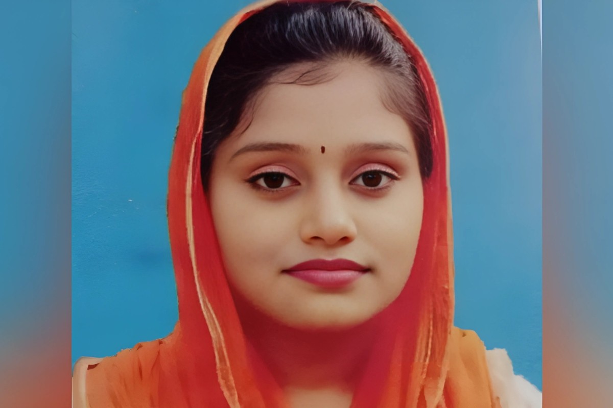 সন্তান কোলে নিয়ে পরীক্ষা দিয়েও দেশসেরা শামীমা