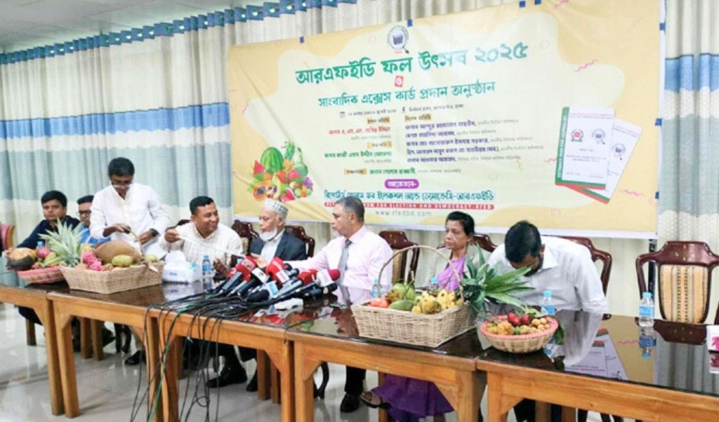 সিইসি নিজেও জানেন না নির্বাচনের তারিখ কবে 3 সিইসি নিজেও জানেন না নির্বাচনের তারিখ কবে 1751982177 সিইসি নিজেও জানেন না নির্বাচনের তারিখ কবে