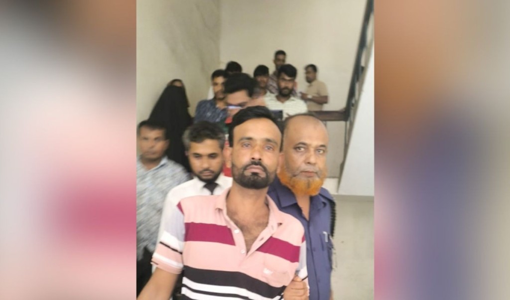 সিরাজগঞ্জে স্ত্রীকে হত্যার দায়ে স্বামীর যাবজ্জীবন 4 সিরাজগঞ্জে স্ত্রীকে হত্যার দায়ে স্বামীর যাবজ্জীবন 1752761480 সিরাজগঞ্জে স্ত্রীকে হত্যার দায়ে স্বামীর যাবজ্জীবন