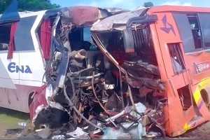 সিলেটে দুই বাসের মুখোমুখি সংঘর্ষে হেলপার নিহত, আহত ১০