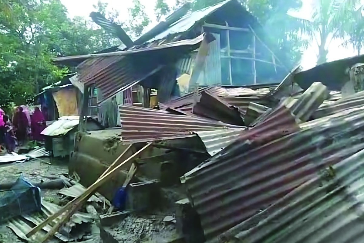 সেই পরীক্ষার্থী খুনের ঘটনায় ঘাতকদের চার বসতঘর পুড়িয়ে দিলো বিক্ষুব্ধরা