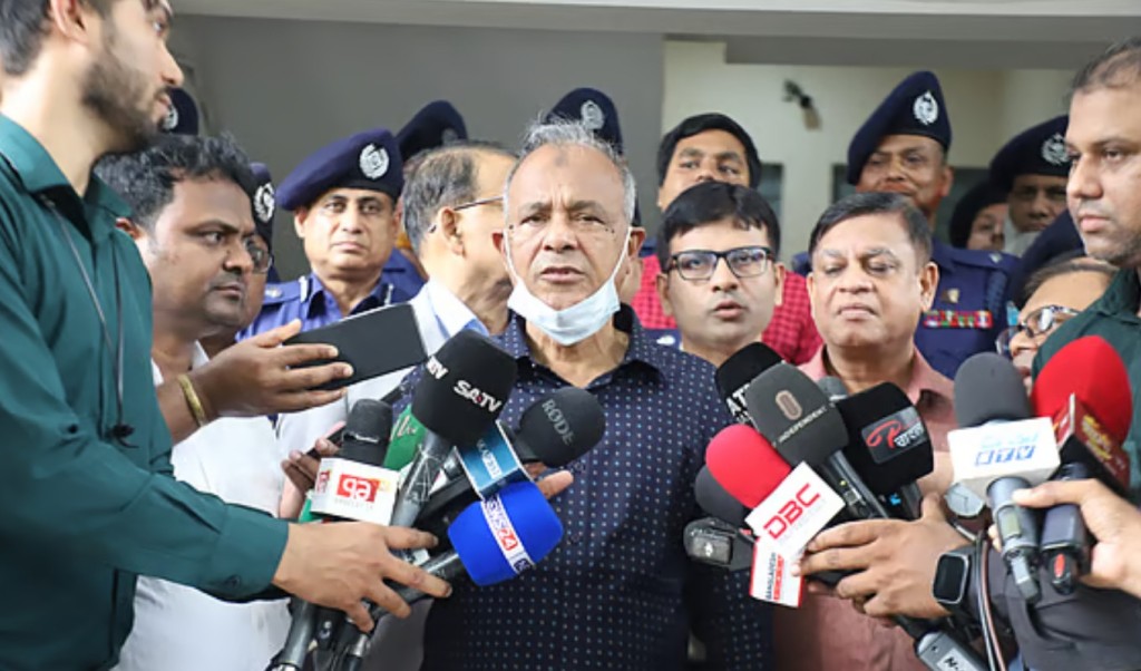 সোহাগ হত্যায় গ্রেপ্তার ৫, সবাইকে আইনের আওতায় আনা হয়েছে: স্বরাষ্ট্র উপদেষ্টা 7 সোহাগ হত্যায় গ্রেপ্তার ৫ সবাইকে আইনের আওতায় আনা হয়েছে 1752315778 সোহাগ হত্যায় গ্রেপ্তার ৫, সবাইকে আইনের আওতায় আনা হয়েছে: স্বরাষ্ট্র উপদেষ্টা