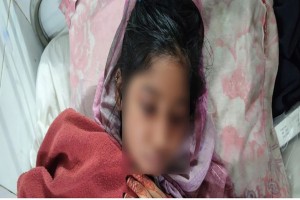 বোরকা পরে নিজের স্ত্রীকে অপহরণ ও অমানবিক নির্যাতনের অভিযোগ