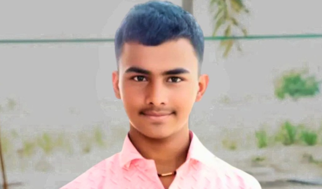 স্বপ্ন দেখে মৃত মায়ের কাছে যেতে কিশোরের ‘আত্মহত্যা’! 3 স্বপ্ন দেখে মৃত মায়ের কাছে যেতে কিশোরের ‘আত্মহত্যা 1753449335 স্বপ্ন দেখে মৃত মায়ের কাছে যেতে কিশোরের ‘আত্মহত্যা’!