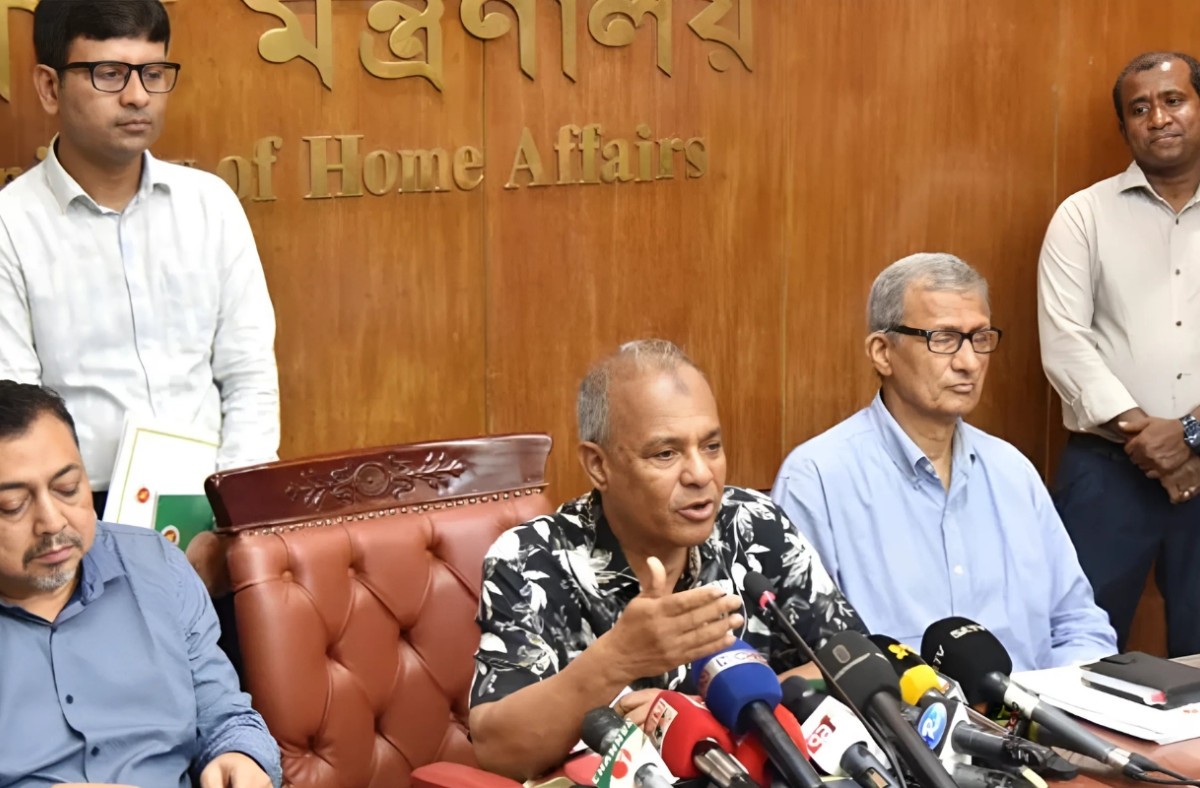 জাতীয় নির্বাচনের জন্য আইনশৃঙ্খলা বাহিনী প্রস্তুত: স্বরাষ্ট্র উপদেষ্টা