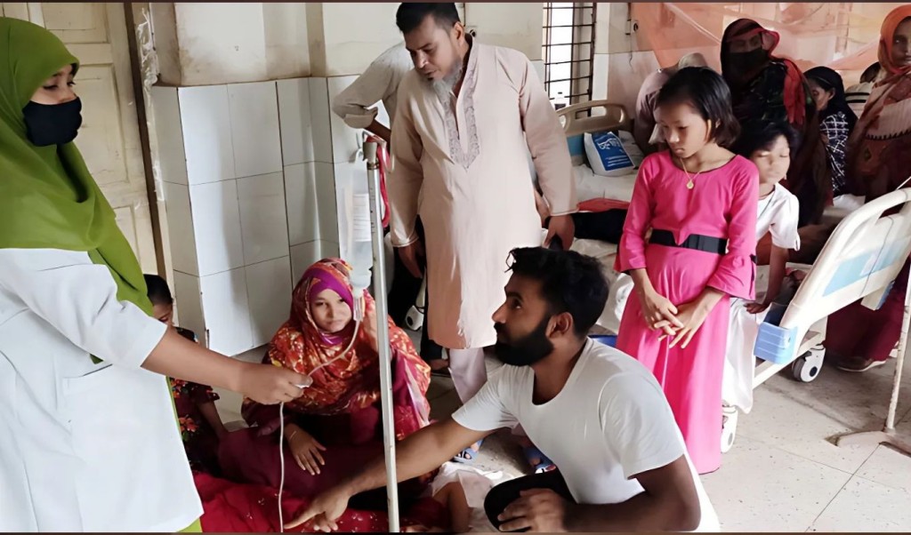 শ্রেণিকক্ষের পাশে কীটনাশক স্প্রে, হাসপাতালে ৬ শিশু 5 হাসপাতালে ভর্তি শিমু 1751536067 শ্রেণিকক্ষের পাশে কীটনাশক স্প্রে, হাসপাতালে ৬ শিশু