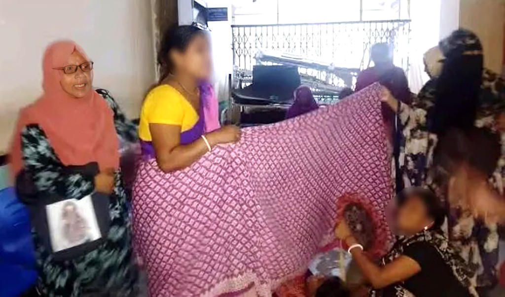 চিকিৎসক-নার্সের অবহেলায় হাসপাতালের চেয়ারে বসেই দুই নারীর সন্তান প্রসব 2 হাসপাতালের চেয়ারে বসা অবস্থায়ই দুই নারীর সন্তান প্রসব 1751518755 চিকিৎসক-নার্সের অবহেলায় হাসপাতালের চেয়ারে বসেই দুই নারীর সন্তান প্রসব