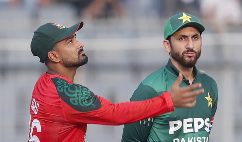 হোয়াইটওয়াশের লক্ষ্যে ফিল্ডিংয়ে বাংলাদেশ, একাদশে পাঁচ পরিবর্তন 3 হোয়াইটওয়াশের লক্ষ্যে ফিল্ডিংয়ে বাংলাদেশ একাদশে পাঁচ পরিবর্তন 1753358655 হোয়াইটওয়াশের লক্ষ্যে ফিল্ডিংয়ে বাংলাদেশ, একাদশে পাঁচ পরিবর্তন