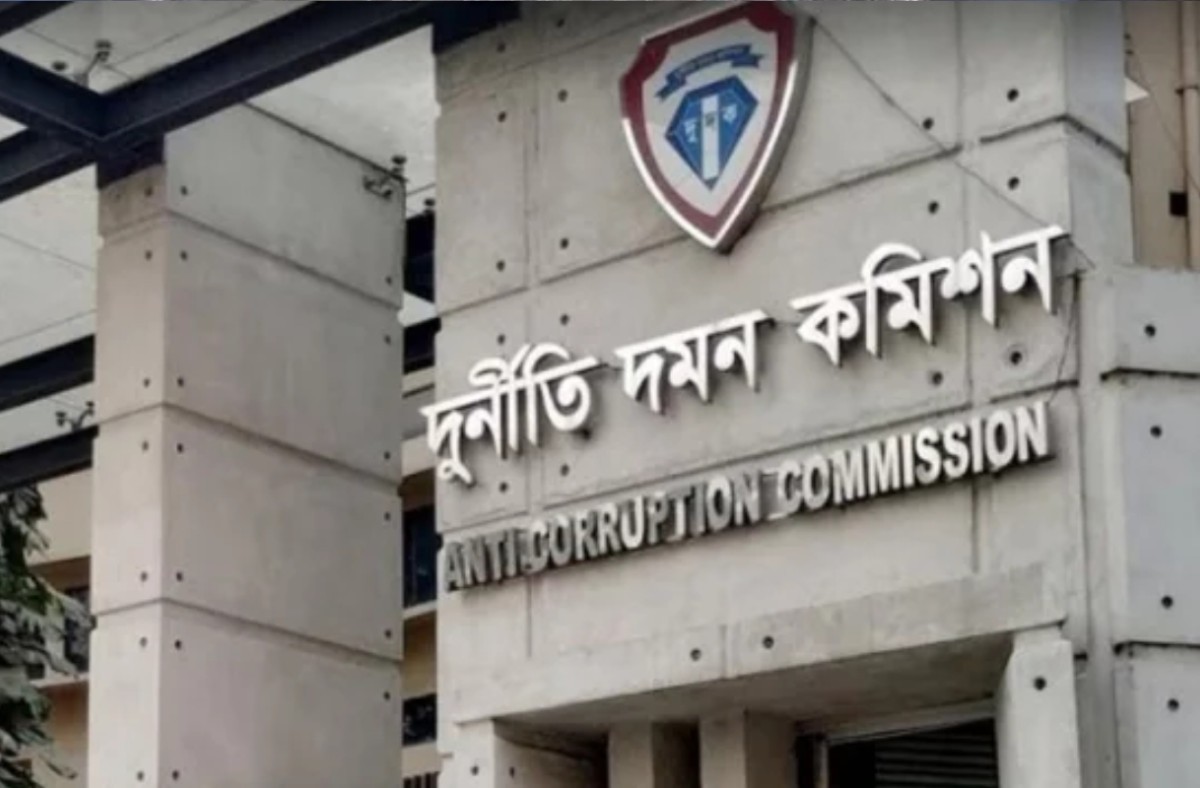 ১৫ বছরে ব্যাংক লুটপাট: তদন্তে দুদক, তিন সাবেক গভর্নরের নথি তলব