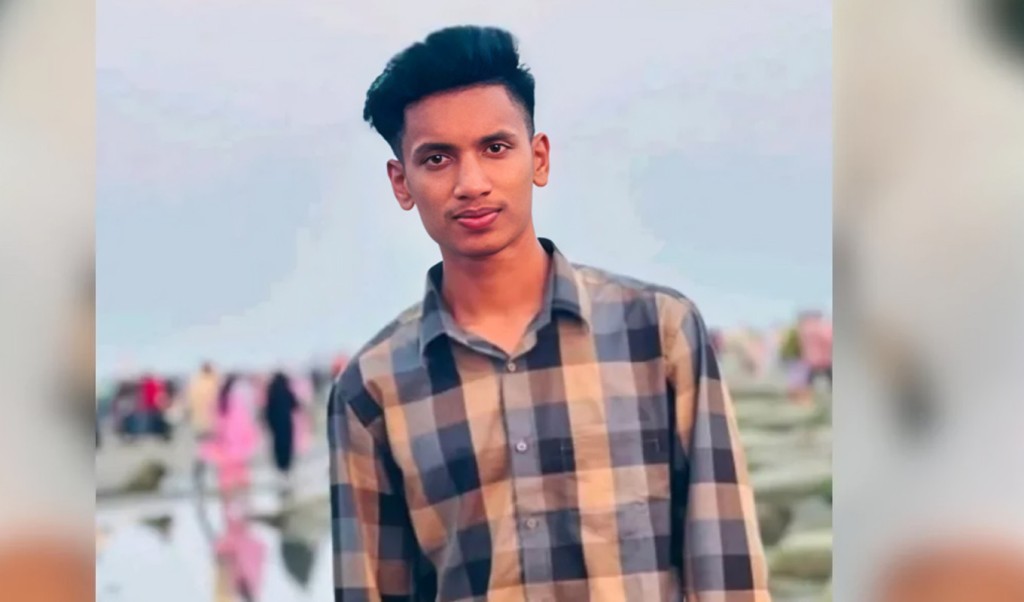 তেতুঁলিয়ায় নৌকাডুবিতে জেলে নিখোঁজ, ২০ ঘণ্টায়ও খোঁজ মেলেনি 4 ২০ ঘণ্টায়ও মেলেনি খোঁজ 1753514473 তেতুঁলিয়ায় নৌকাডুবিতে জেলে নিখোঁজ, ২০ ঘণ্টায়ও খোঁজ মেলেনি