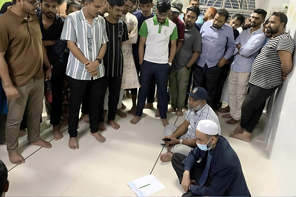 অবরুদ্ধ কুমিল্লা ভিক্টোরিয়া কলেজের অধ্যক্ষ ৯ ঘণ্টা পর উদ্ধার