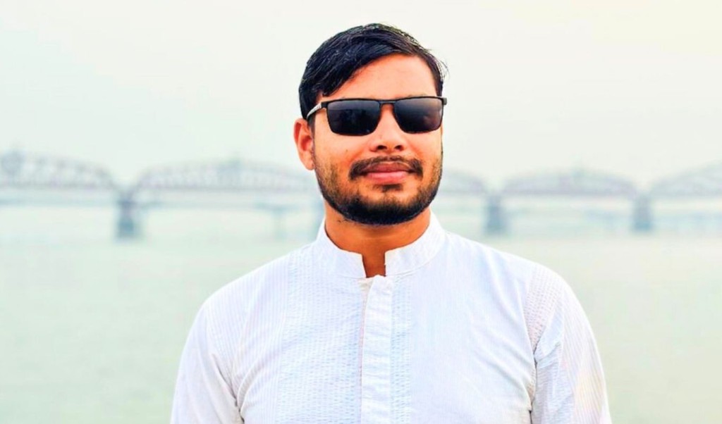 ‘আপনাকে বলেছি ভাবী, আমার সঙ্গে দেখা করেন’— জামায়াত নেতার অডিও ফাঁস 5 ‘আপনাকে বলেছি ভাবী আমার সঙ্গে দেখা করেন— জামায়াত নেতার অডিও ফাঁস 1752064480 ‘আপনাকে বলেছি ভাবী, আমার সঙ্গে দেখা করেন’— জামায়াত নেতার অডিও ফাঁস
