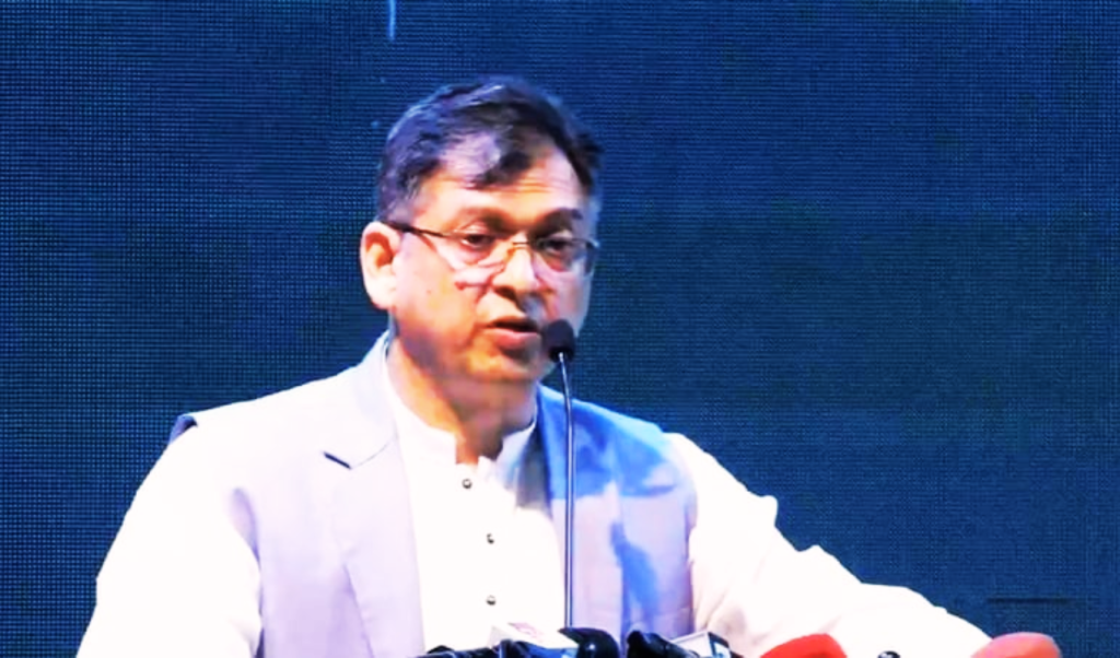 নির্বাচনে বাধা দিলে মানুষ মানবে না: সালাহউদ্দিন আহমেদ 4 Untitled design 2025 08 31T020055.684 1756584101 নির্বাচনে বাধা দিলে মানুষ মানবে না: সালাহউদ্দিন আহমেদ