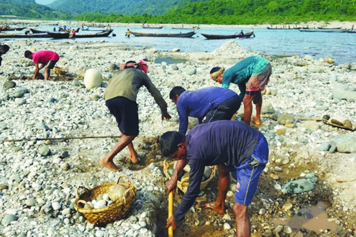 ১৩৭ জনকে অভিযুক্ত করে তদন্ত প্রতিবেদন