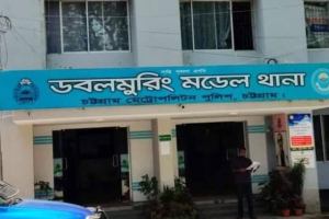 চট্টগ্রামে সাংবাদিককে হাজতে আটকে হেনস্থার অভিযোগ