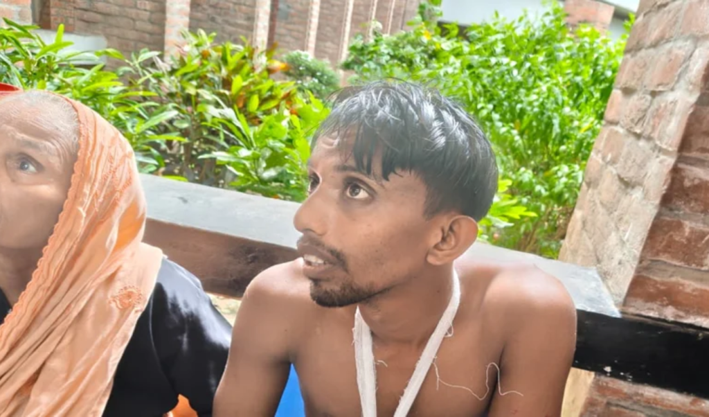 রাজশাহীতে প্রতিশোধ নিতে আসামিকে পিটিয়ে হত্যা 3 Untitled design 68 1754854244 রাজশাহীতে প্রতিশোধ নিতে আসামিকে পিটিয়ে হত্যা