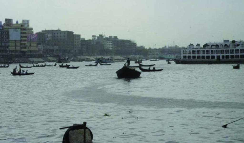 বুড়িগঙ্গায় নারী-শিশুসহ চারজনের লাশ, পরিচয় শনাক্ত হয়নি এখনো 4 Untitled design 68 1756067195 বুড়িগঙ্গায় নারী-শিশুসহ চারজনের লাশ, পরিচয় শনাক্ত হয়নি এখনো