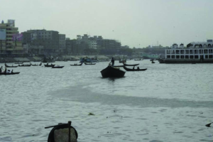 বুড়িগঙ্গায় নারী-শিশুসহ চারজনের লাশ, পরিচয় শনাক্ত হয়নি এখনো
