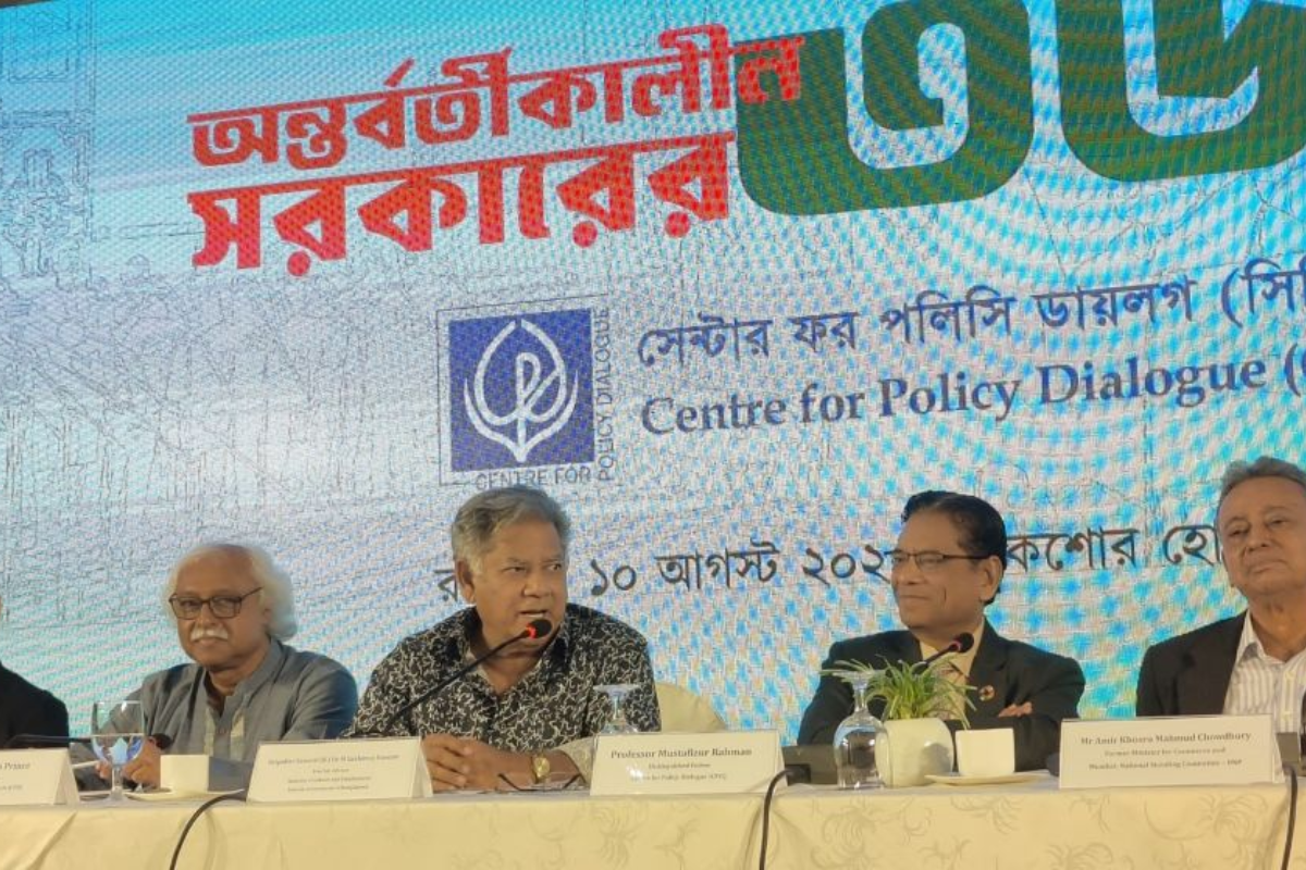 অর্থনীতি বাঁচলেও জীবন-জীবিকায় স্বস্তি নেই