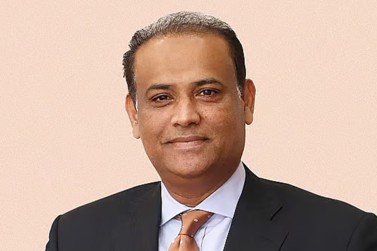 যুক্তরাজ্যে সাবেক মন্ত্রী সাইফুজ্জামানের সম্পদ বিক্রি শুরু