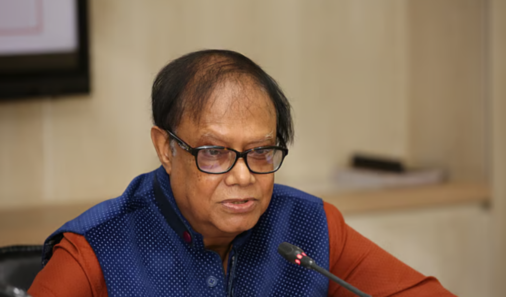 ব্যাংক একীভূতকরণে আতঙ্কের কিছু নেই: গভর্নর 4 Untitled design 83 1755023781 ব্যাংক একীভূতকরণে আতঙ্কের কিছু নেই: গভর্নর