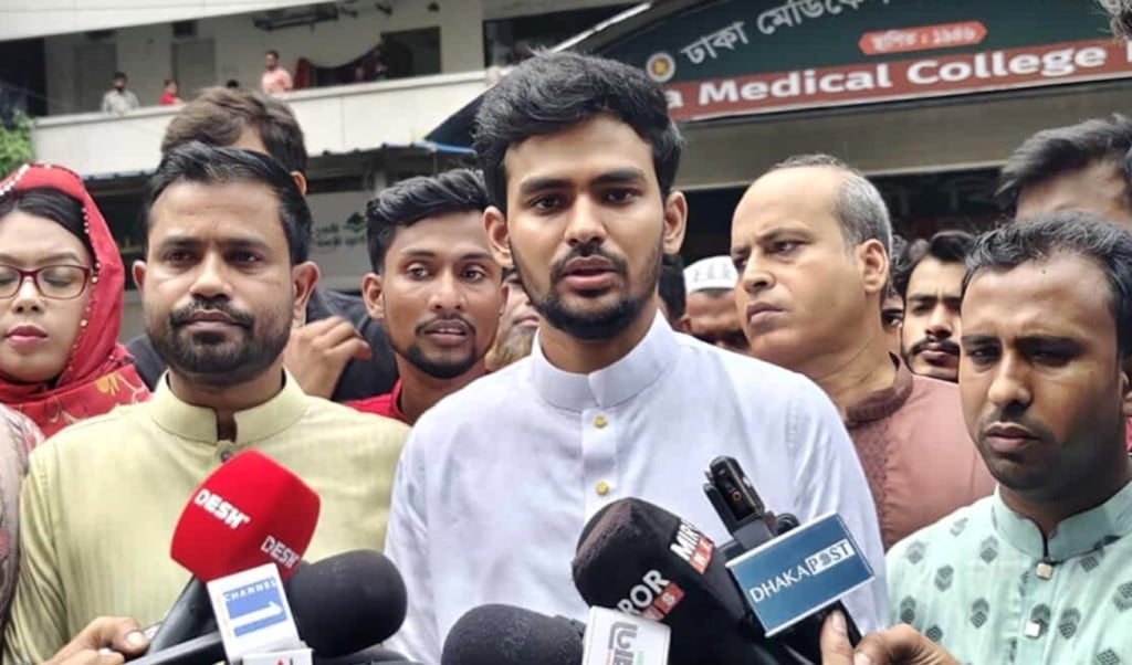 আ.লীগ আমলেও এমন হামলা হয়নি, এর দায় সরকারকে নিতে হবে: উপদেষ্টা আসিফ 4 আ.লীগ আমলেও এমন হামলা হয়নি এর দায় সরকারকে নিতে হবে উপদেষ্টা আসিফ 1756634440 আ.লীগ আমলেও এমন হামলা হয়নি, এর দায় সরকারকে নিতে হবে: উপদেষ্টা আসিফ