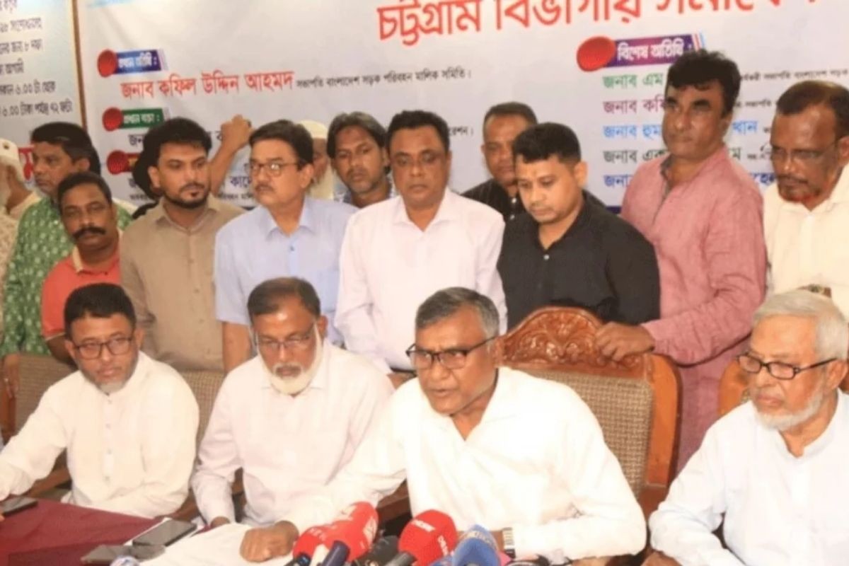 আট দাবিতে ১২ আগস্ট থেকে সারাদেশে ৭২ ঘণ্টার পরিবহন ধর্মঘট