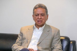 সংসদের বাইরে সংবিধান সংশোধনের কোনো সুযোগ নেই: আমীর খসরু