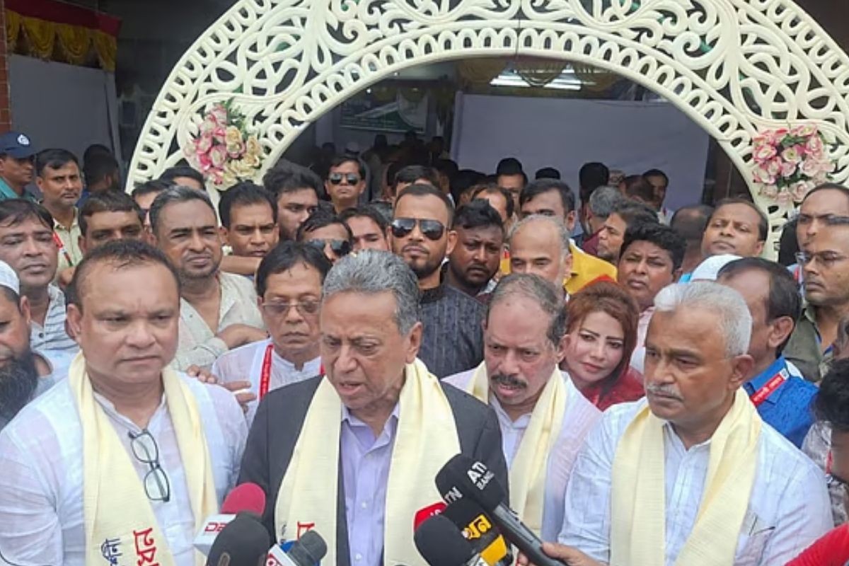 ঘাবড়াবার কিছু নেই, ফেব্রুয়ারিতে নির্বাচন হচ্ছে: আমীর খসরু