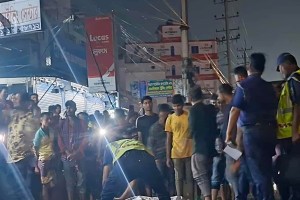 আশুলিয়ায় লড়িচাপায় শিশুসহ নিহত ৩