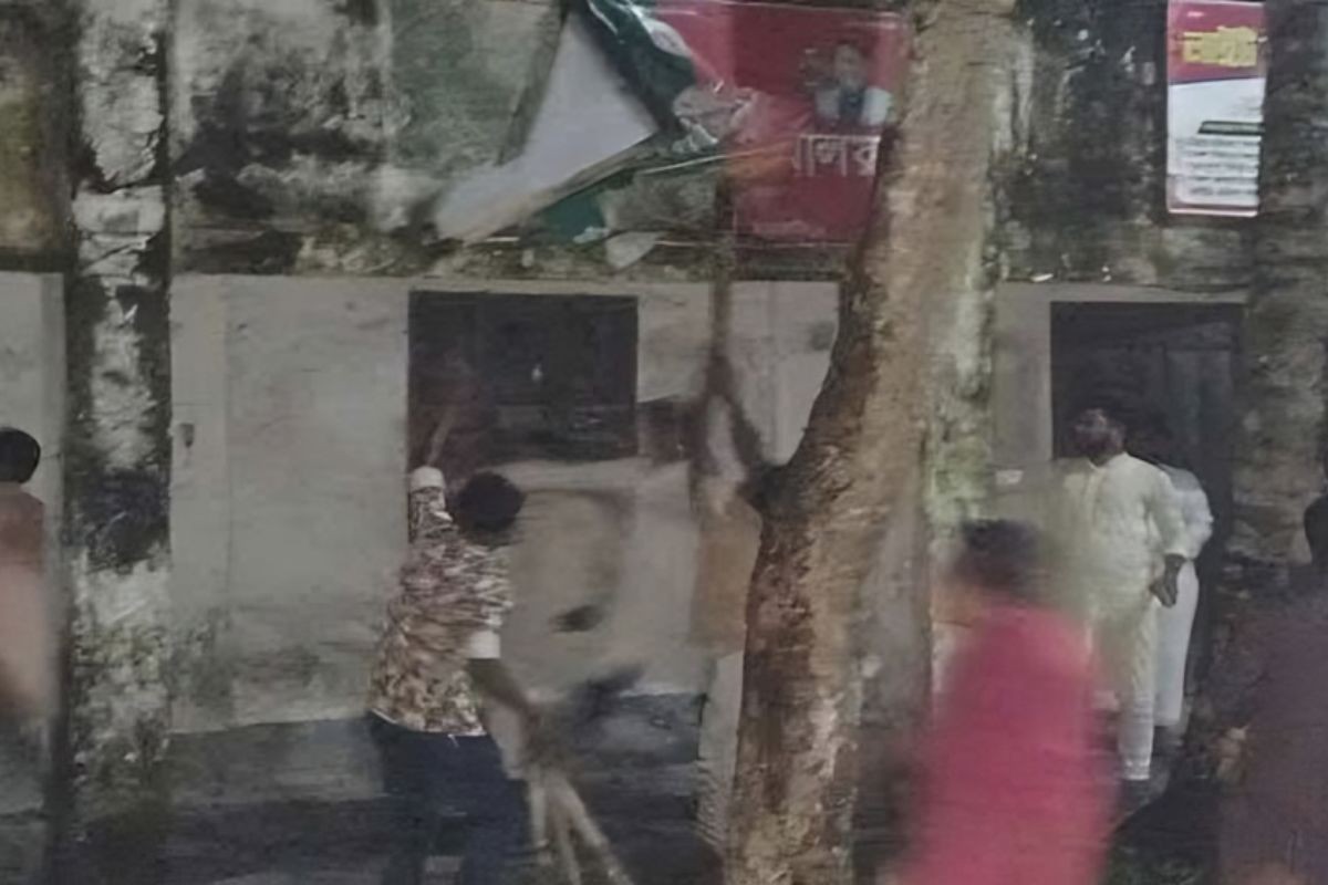 ঈশ্বরগঞ্জে জাপার কার্যালয়ে ভাঙচুর