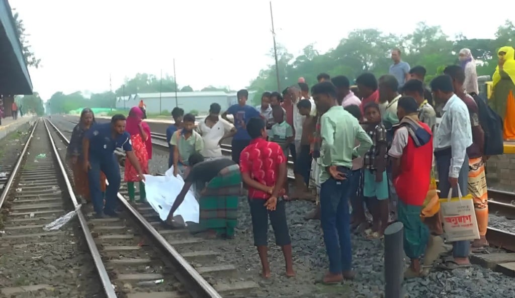 উল্লাপাড়া রেলওয়ে স্টেশন থেকে অজ্ঞাত যুবকের মরদেহ উদ্ধার 1755745780 উল্লাপাড়া রেলওয়ে স্টেশন থেকে অজ্ঞাত যুবকের মরদেহ উদ্ধার