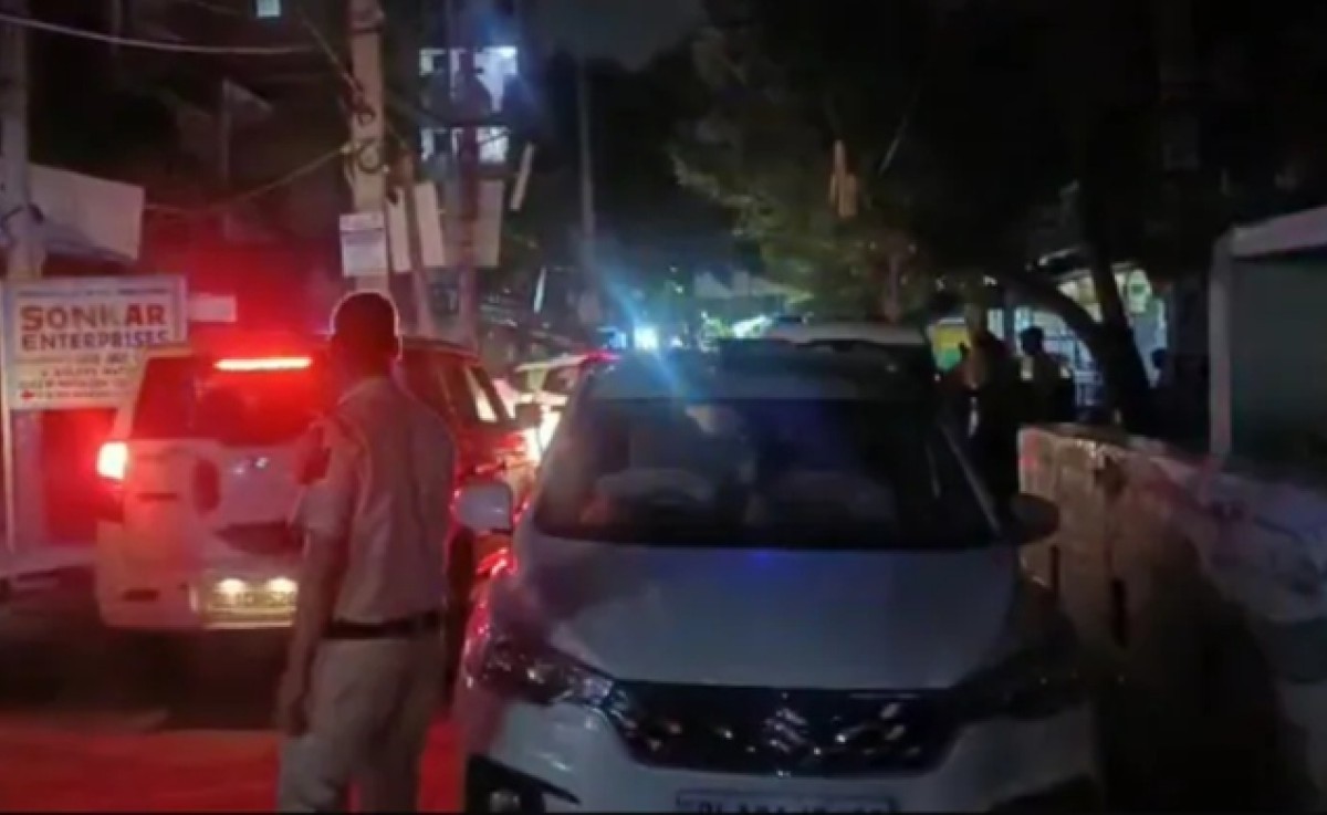ঋণের চাপে ৪ মাসের সন্তানকে হত্যার পর স্বামী-স্ত্রীর আত্মহত্যা