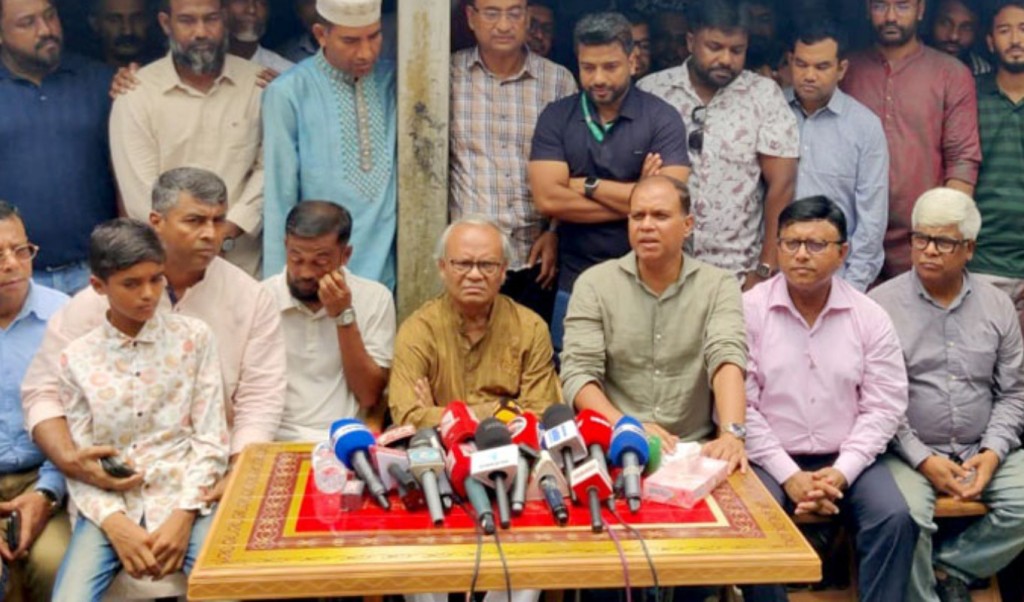 এনসিপি নেতারা কক্সবাজারে যেতেই পারেন, কিন্তু লুকোচুরি কেন? – প্রশ্ন রিজভীর 4 এনসিপি নেতারা কক্সবাজারে যেতেই পারেন কিন্তু লুকোচুরি কেন – প্রশ্ন রিজভীর 1 1754564574 এনসিপি নেতারা কক্সবাজারে যেতেই পারেন, কিন্তু লুকোচুরি কেন? – প্রশ্ন রিজভীর