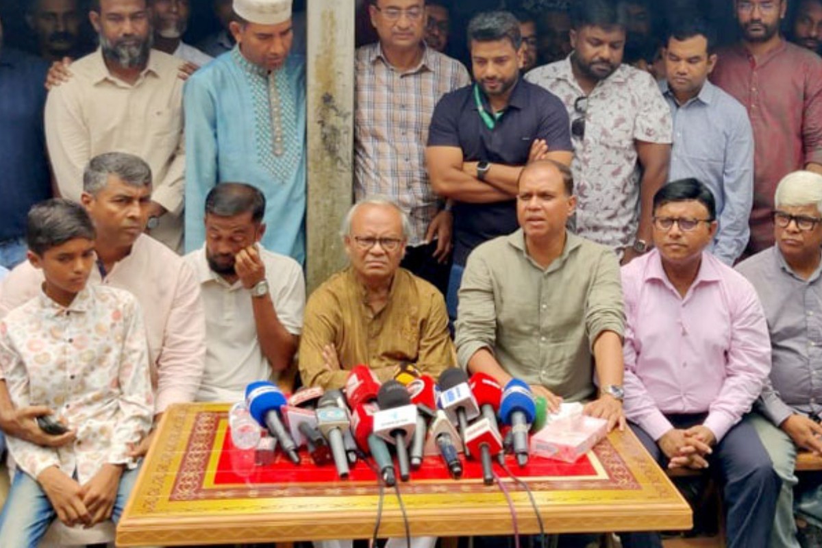 এনসিপি নেতারা কক্সবাজারে যেতেই পারেন, কিন্তু লুকোচুরি কেন? – প্রশ্ন রিজভীর