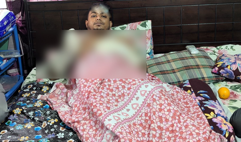 ওষুধ কোম্পানির প্রতিনিধিকে কুপিয়ে দেড় লাখ টাকা ছিনতাই 3 ওষুধ কোম্পানির প্রতিনিধিকে কুপিয়ে দেড় লাখ টাকা ছিনতাই 1755440738 ওষুধ কোম্পানির প্রতিনিধিকে কুপিয়ে দেড় লাখ টাকা ছিনতাই