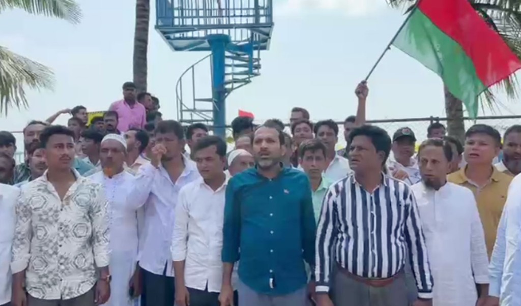 কক্সবাজার সফরে এনসিপির ৫ শীর্ষ নেতা, বিএনপির বিক্ষোভ 5 কক্সবাজার সফরে এনসিপির ৫ শীর্ষ নেতা গুঞ্জন ঘিরে বিএনপির বিক্ষোভ 1754396919 কক্সবাজার সফরে এনসিপির ৫ শীর্ষ নেতা, বিএনপির বিক্ষোভ