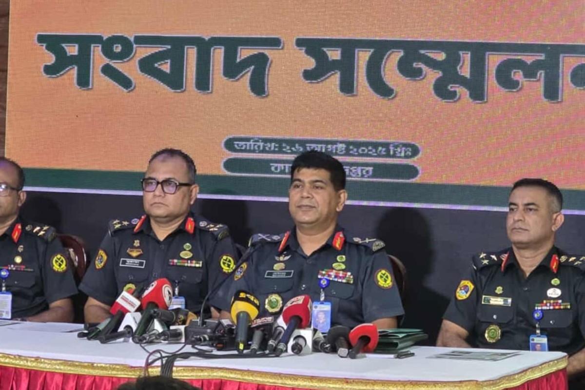 কারাগার থেকে বন্দিরাও আমাকে ফোন দেয়— অবৈধ মোবাইল ব্যবহার প্রসঙ্গে আইজি প্রিজন