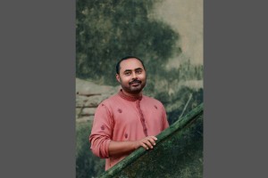 ‘কারো বিরুদ্ধে যদি ২ লাইন ফেসবুকেও লেখি, আমাকে কুপিয়ে যে আহত করা হবে না, এর নিশ্চয়তা পাই না’